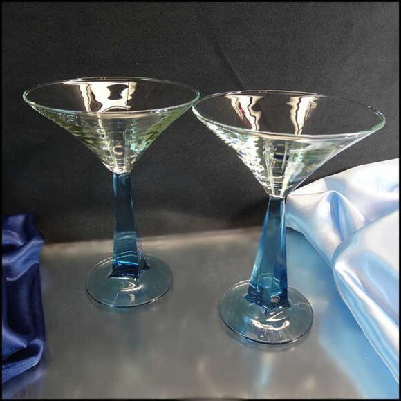 FrenchRetro Vintage Modern Martini Cocktail Glasses LG w Twisted Blue Stems Pair - Picture 2 of 5